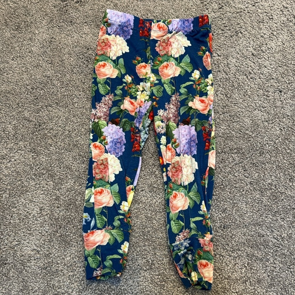 Posh Peanut Carmen Pajama Set - Picture 5 of 8